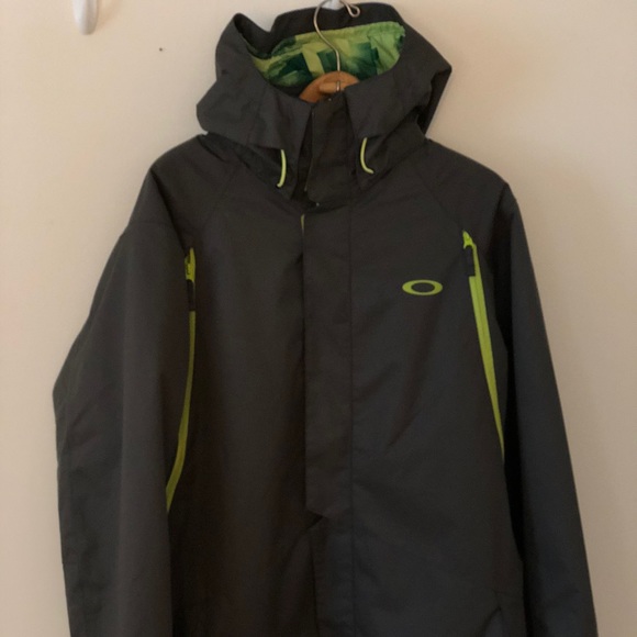 oakley coats